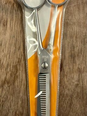 Professional Stainless Steel Thinning Scissors for Men Grooming